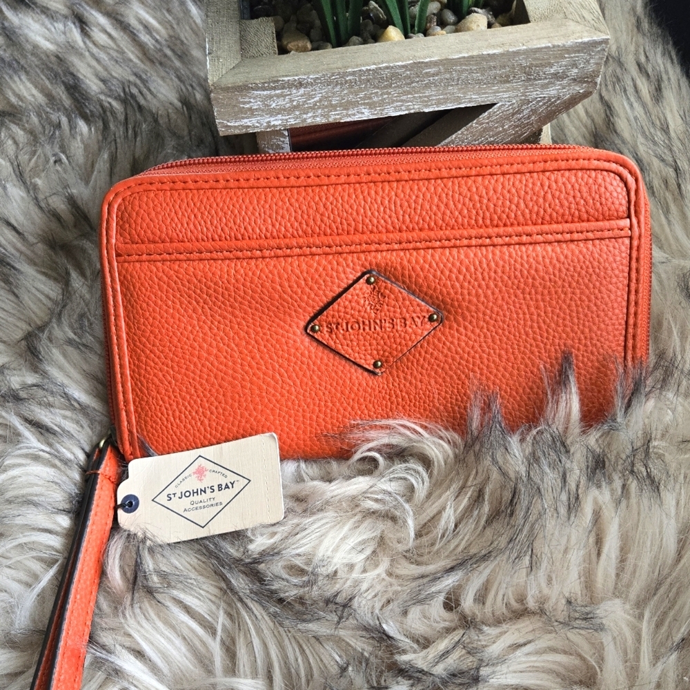 St.John's Bay wallet orange